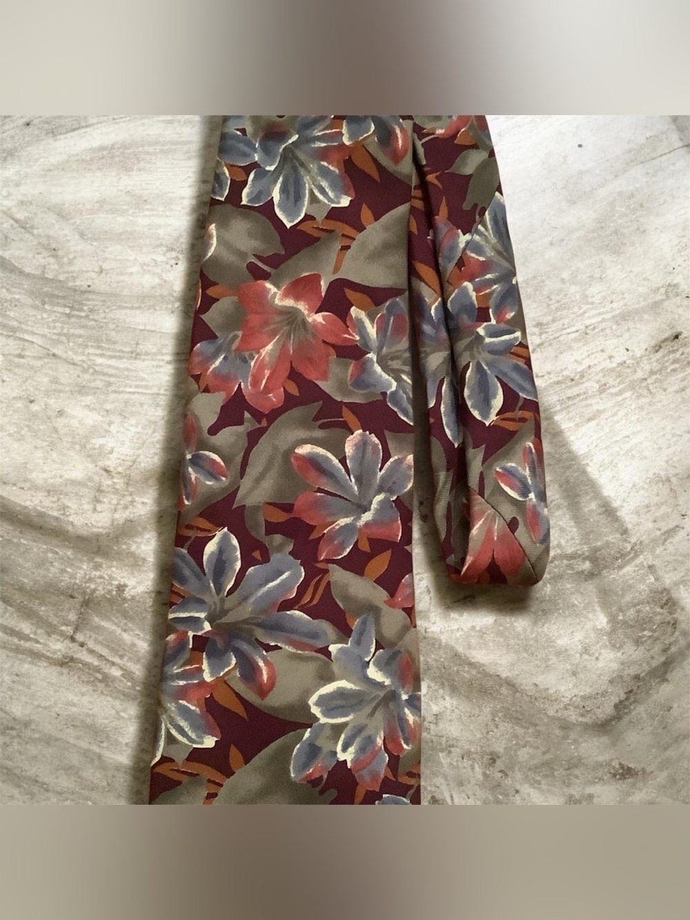 Floral Pattern Men's Tie in Burgundy, Gray and Rust